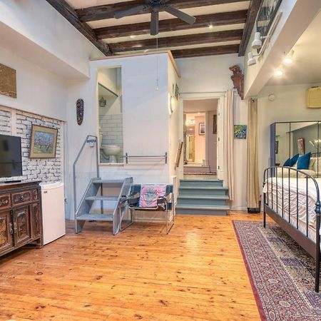 La Loggia Art B&B Монреал Екстериор снимка